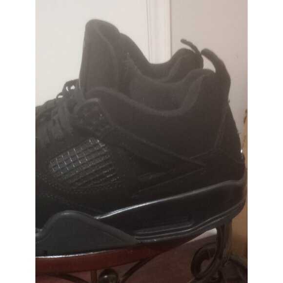 Size 8.5 - Air Jordan Retro 4 Mid 2020 Black Cat Sneakers CU1110-010 - Picture 9 of 12